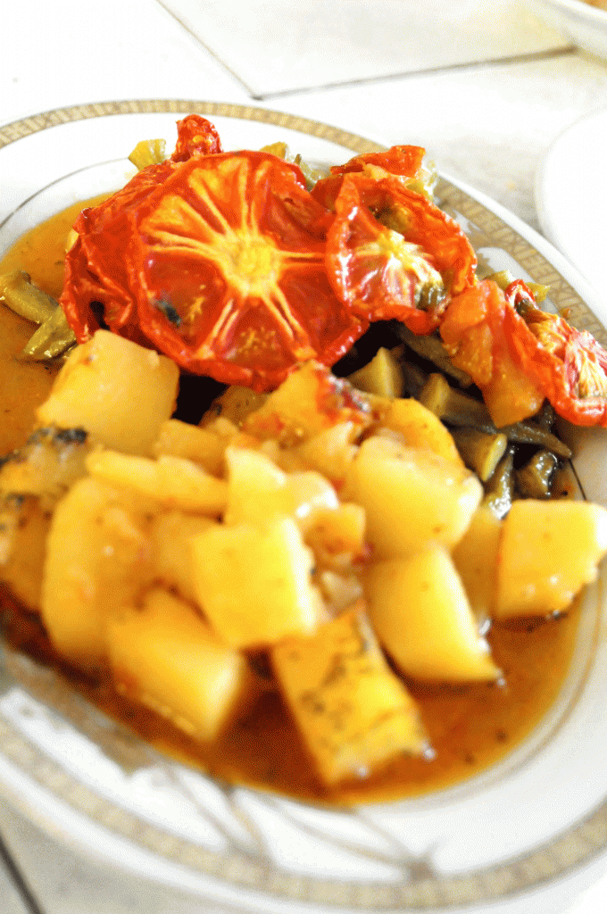 albanske-kartofler-og-tomater