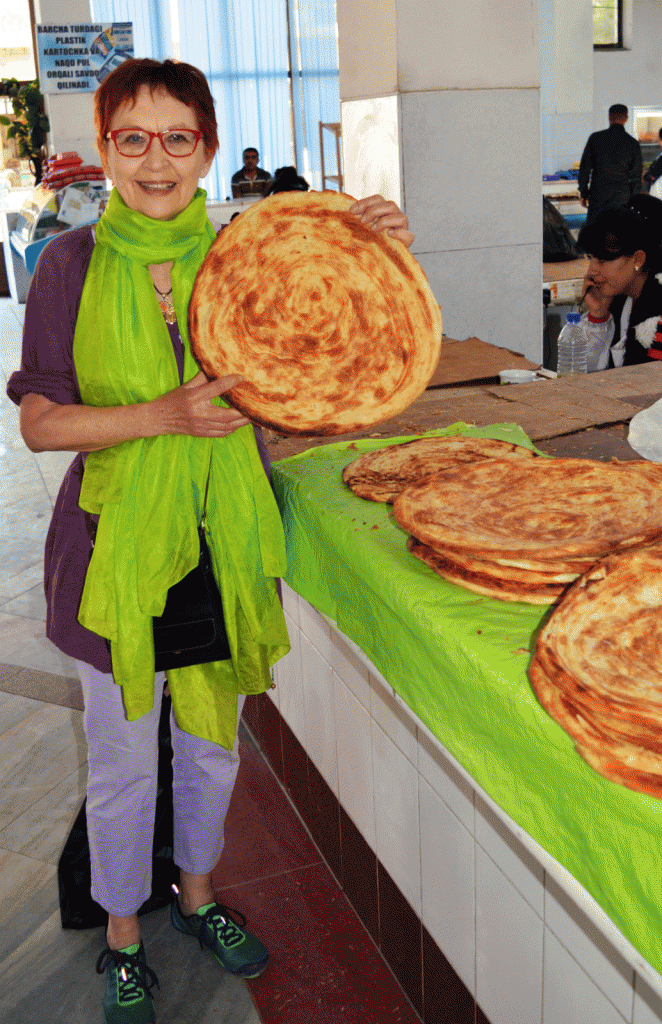 Uzbekistan-mig-m-brød