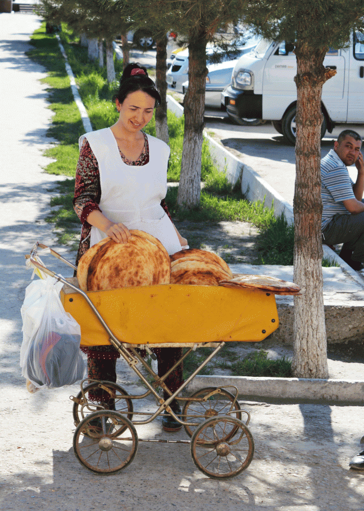 Uzbekistan.Samarkand.brød.17