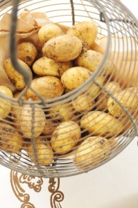 kartofler-i-metalkurv